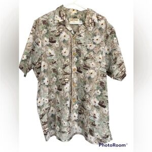 Men's Kamp military army shirt. White and green flowers XXL